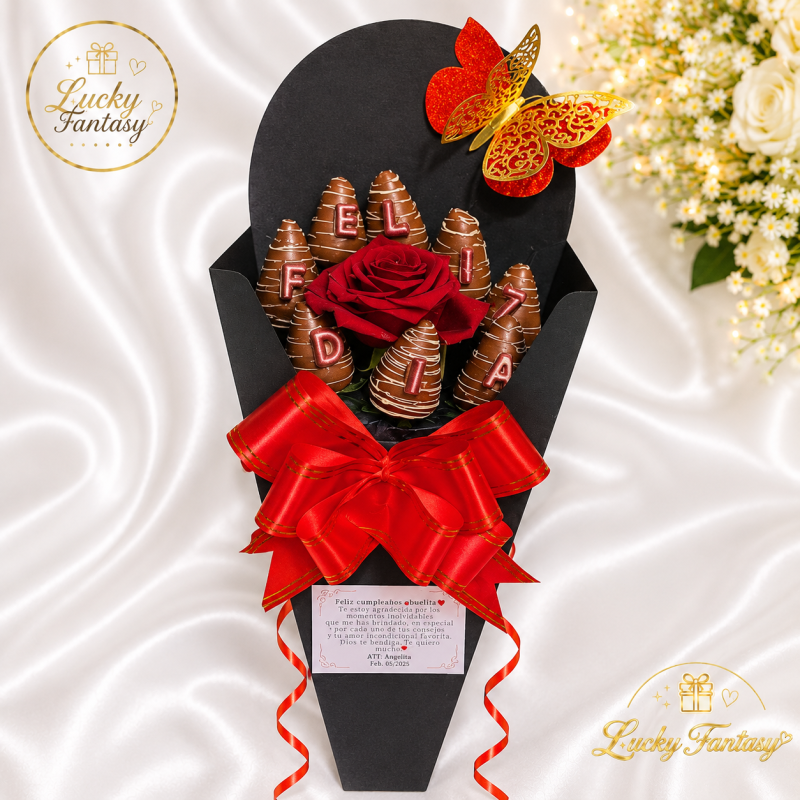 Cono de Fresas con Chocolate y Rosa